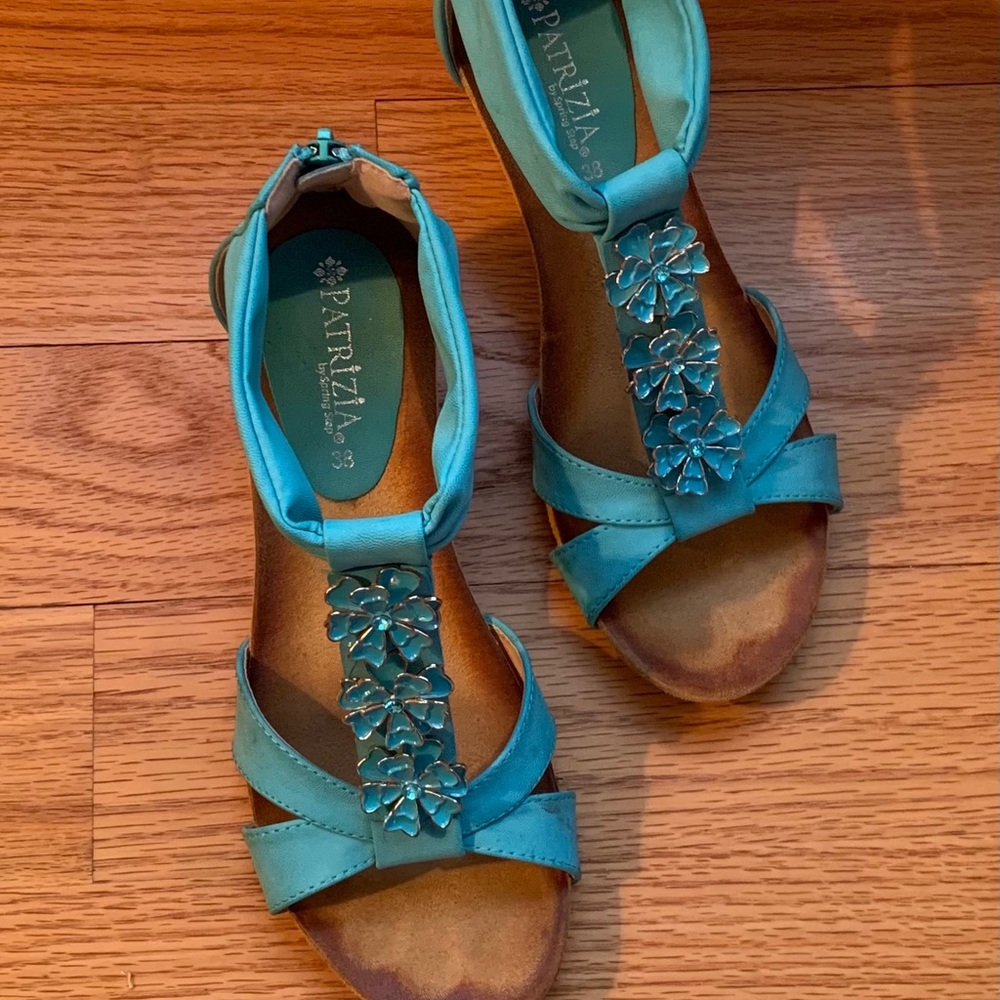 Patrizia by Spring Step Wedges - Picture 2 of 9